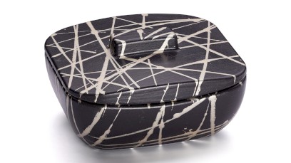 Box s víkem VIRGO BASIC 001 - PUNK, černá a champagne, lak polomatný